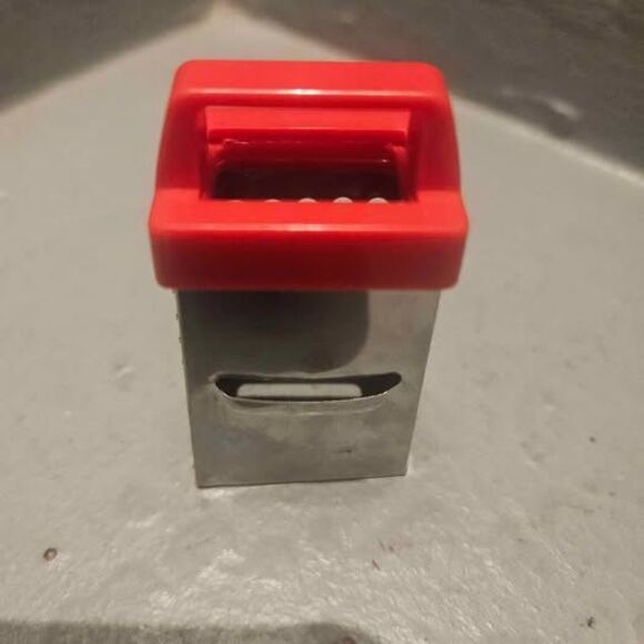 Nutmeg Grinder Mini Box Cheese Grater - Picture 3 of 5